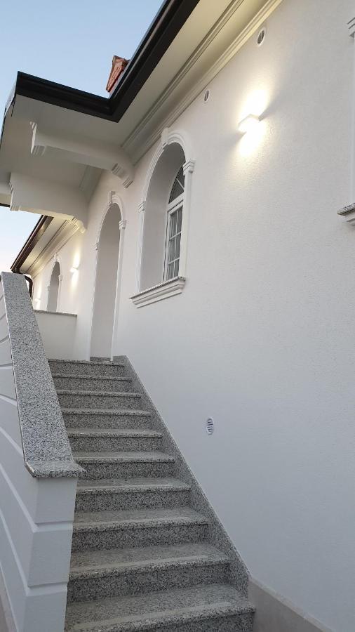 Holiday Apartment Villa Bianca パジン エクステリア 写真